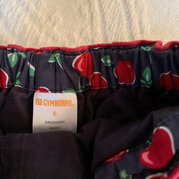 Size 6 skirt Trio - Picture 3 of 5